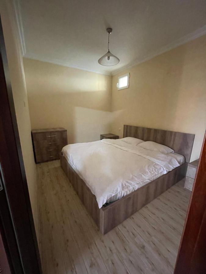 Amazing Magnolia Apartment Batumi Exterior photo
