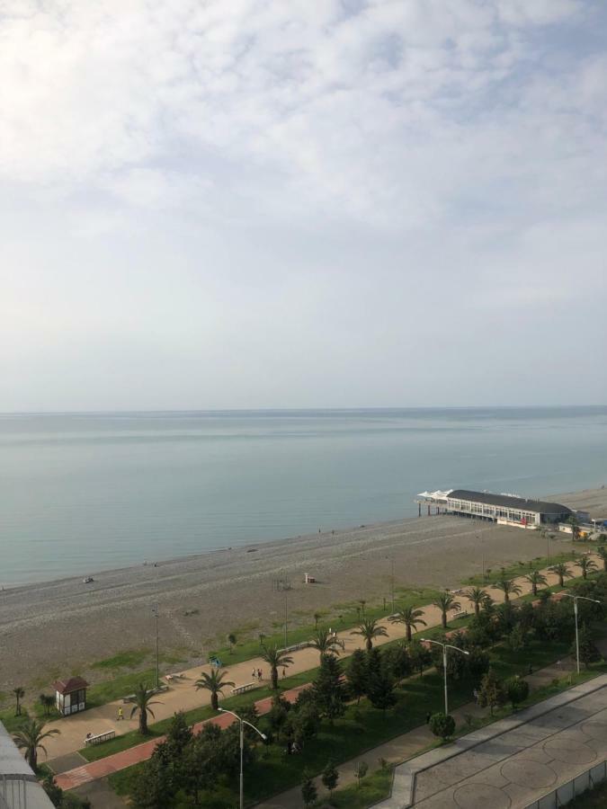 Amazing Magnolia Apartment Batumi Exterior photo